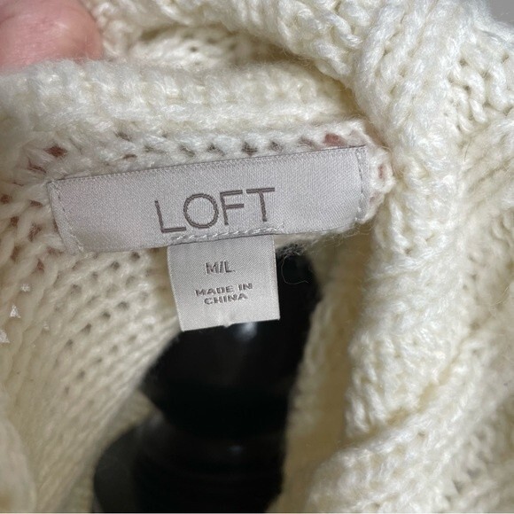 Loft Poncho Sweater Cable Knit Turtleneck Tunic Acrylic Ivory Size Medium Large - Picture 8 of 10